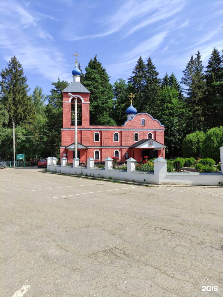 Храм Максима Исповедника Красногорск городской округ в городе Москва рп.  Нахабино Советская улица, 99а