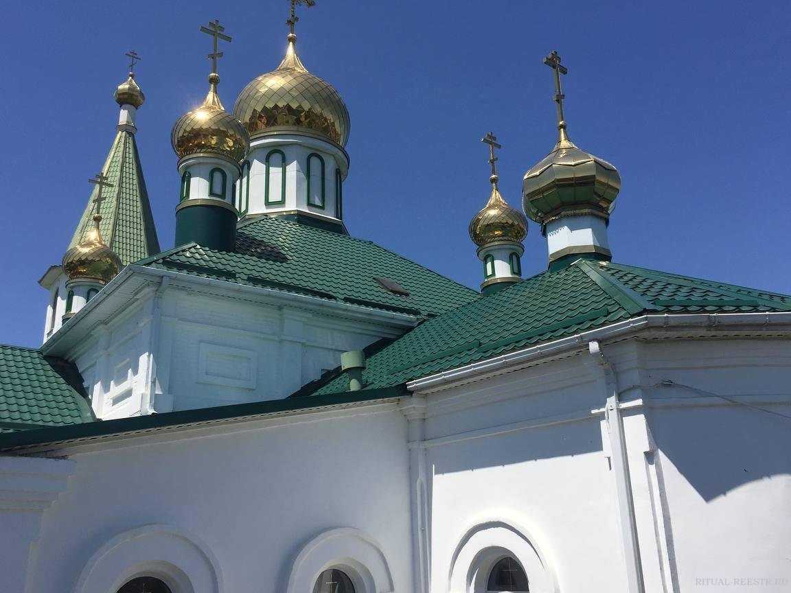 Свято-Троицкий кафедральный собор Майкоп городской округ в городе Майкоп  МОПРа, 94а